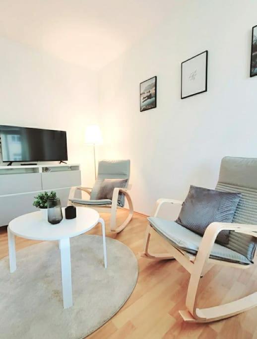 Gemuetliches Helles Appartement Dresden Bagian luar foto